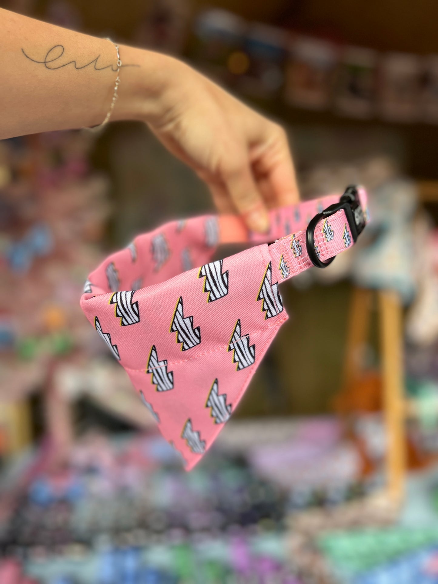 Bandana Loop Through - Lightning Zoomies